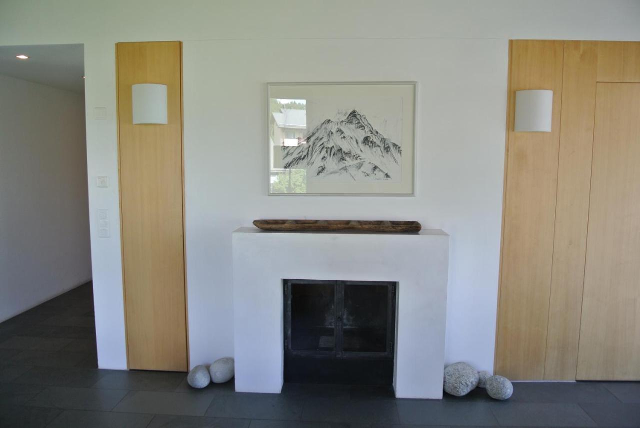 Chesa La Montanella - Ferienwohnung, Maloja Exterior foto